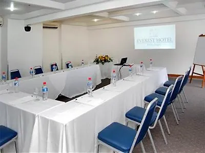 Everest Porto Alegre Hotel