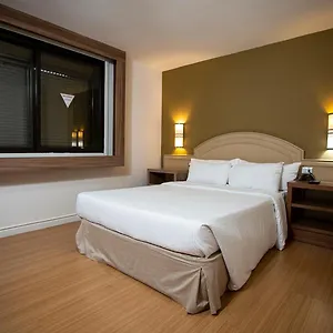 Hotel Master - Av Carlos Gomes, Proximo Ao Consulado Americano